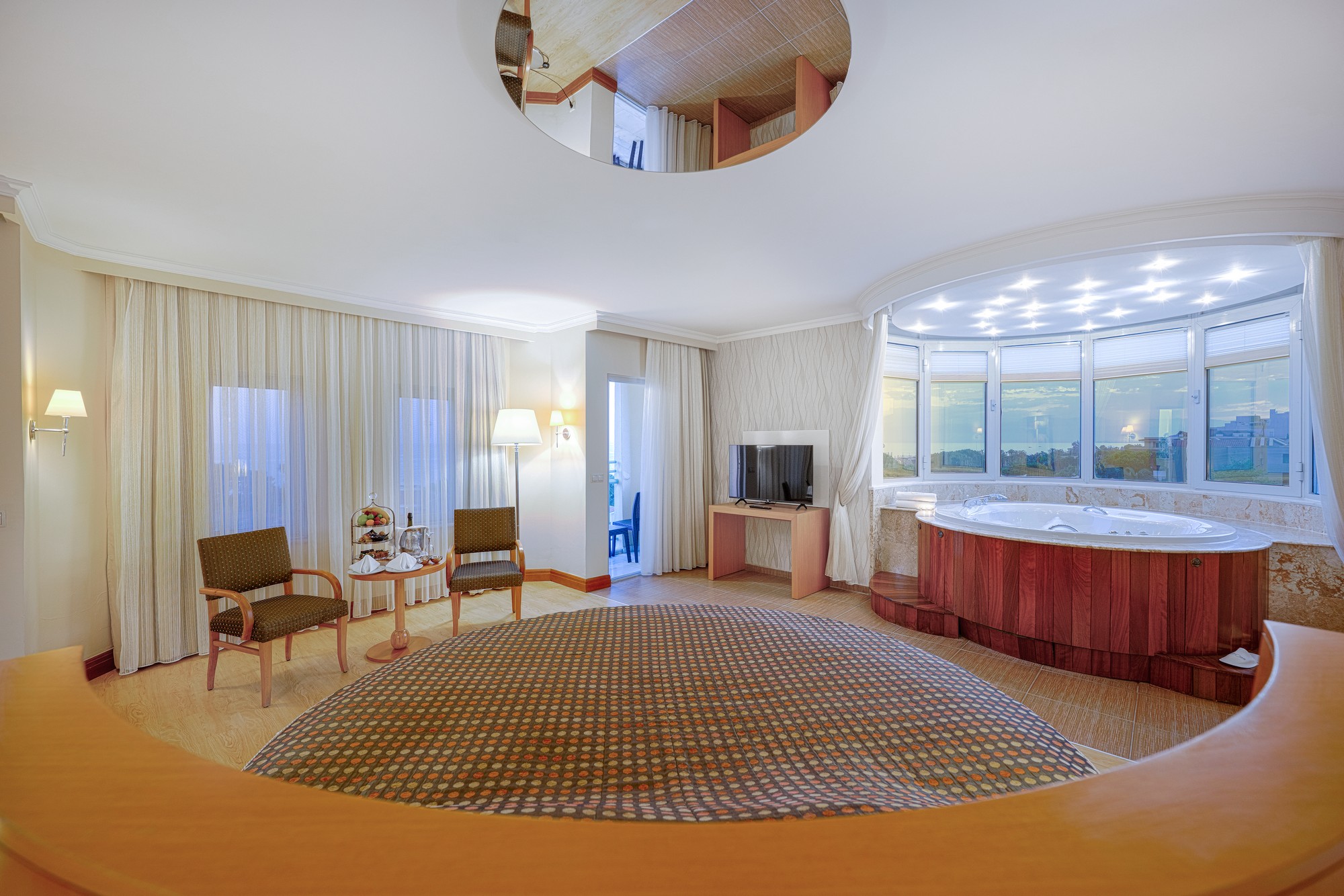 Honeymoon Sea Room