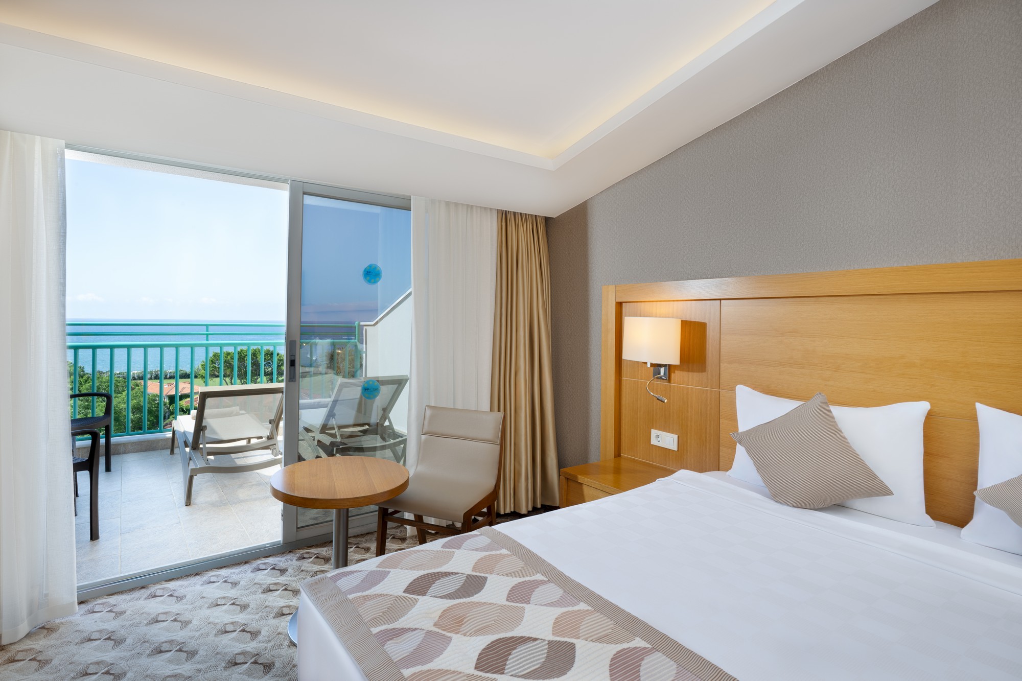 Standard Sea View Room